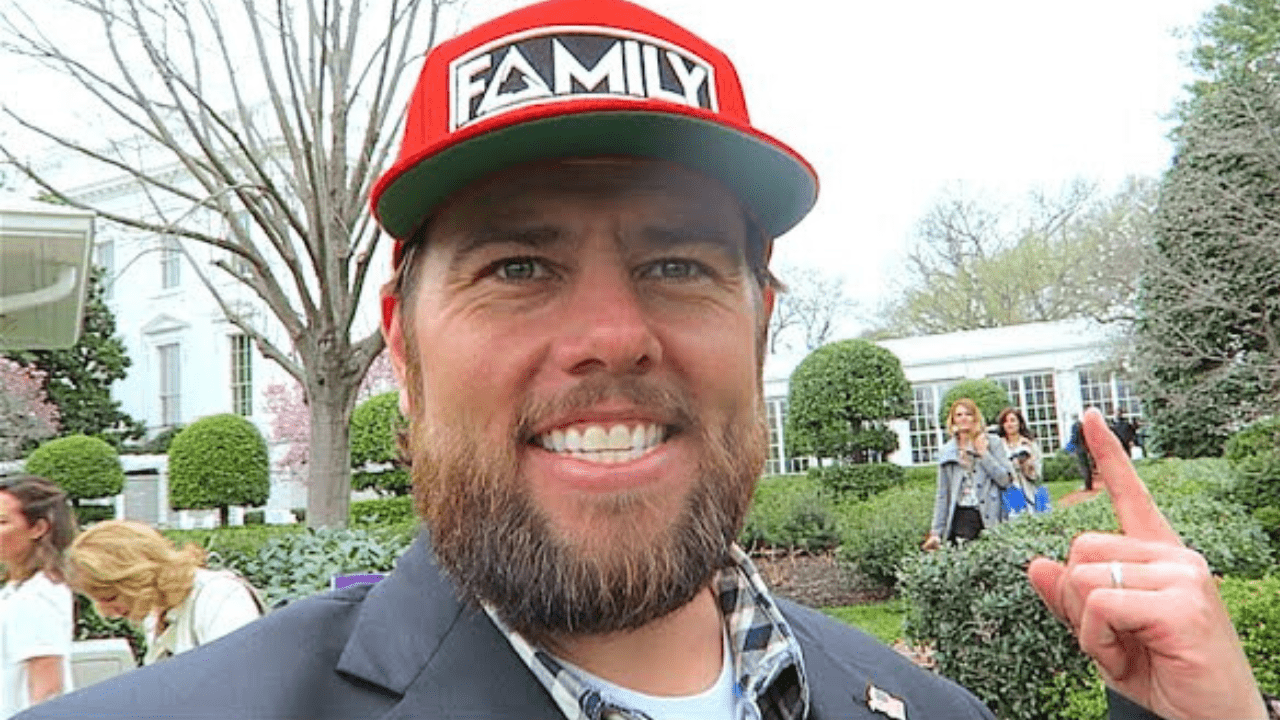 Shay Carl and the Shaytards: The Family That Defined YouTube - Shay Carl and the Shaytards