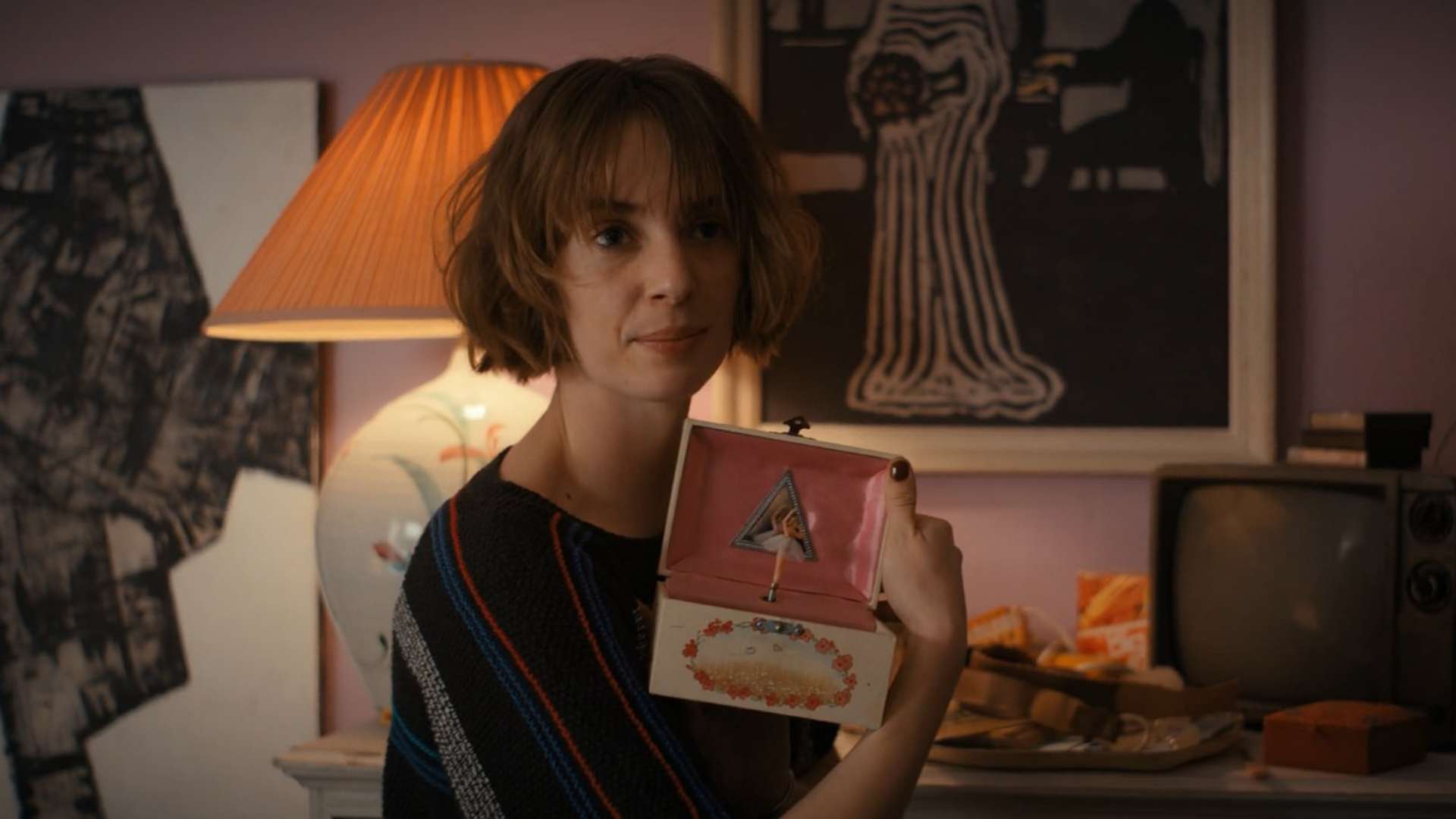 Stranger Things Cast Connections Explained - Before Stranger Things, Harbour And Ryder Worked With Maya Hawke’s Dad