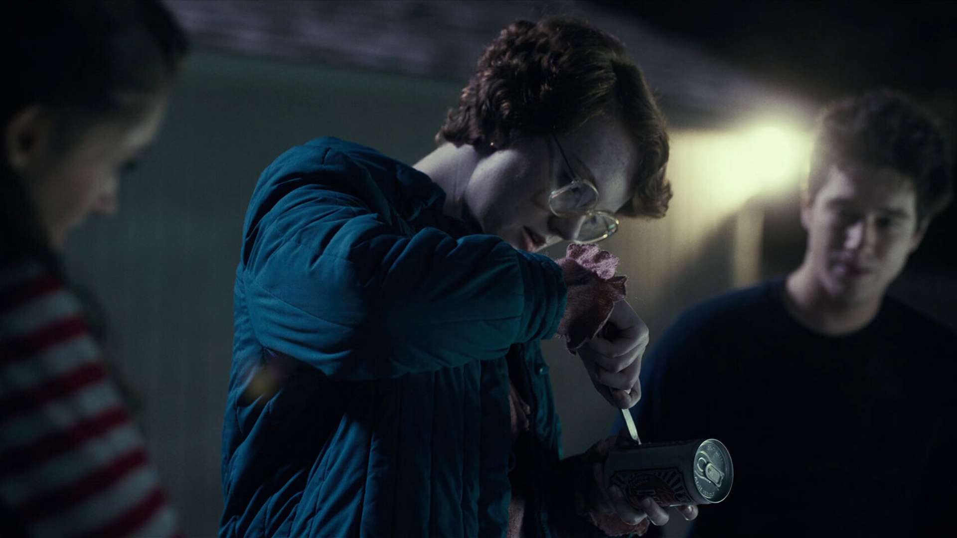 Stranger Things Upside Down Whopper - Burger King Releases Upside Down Whoppers As Stranger Things Tie In