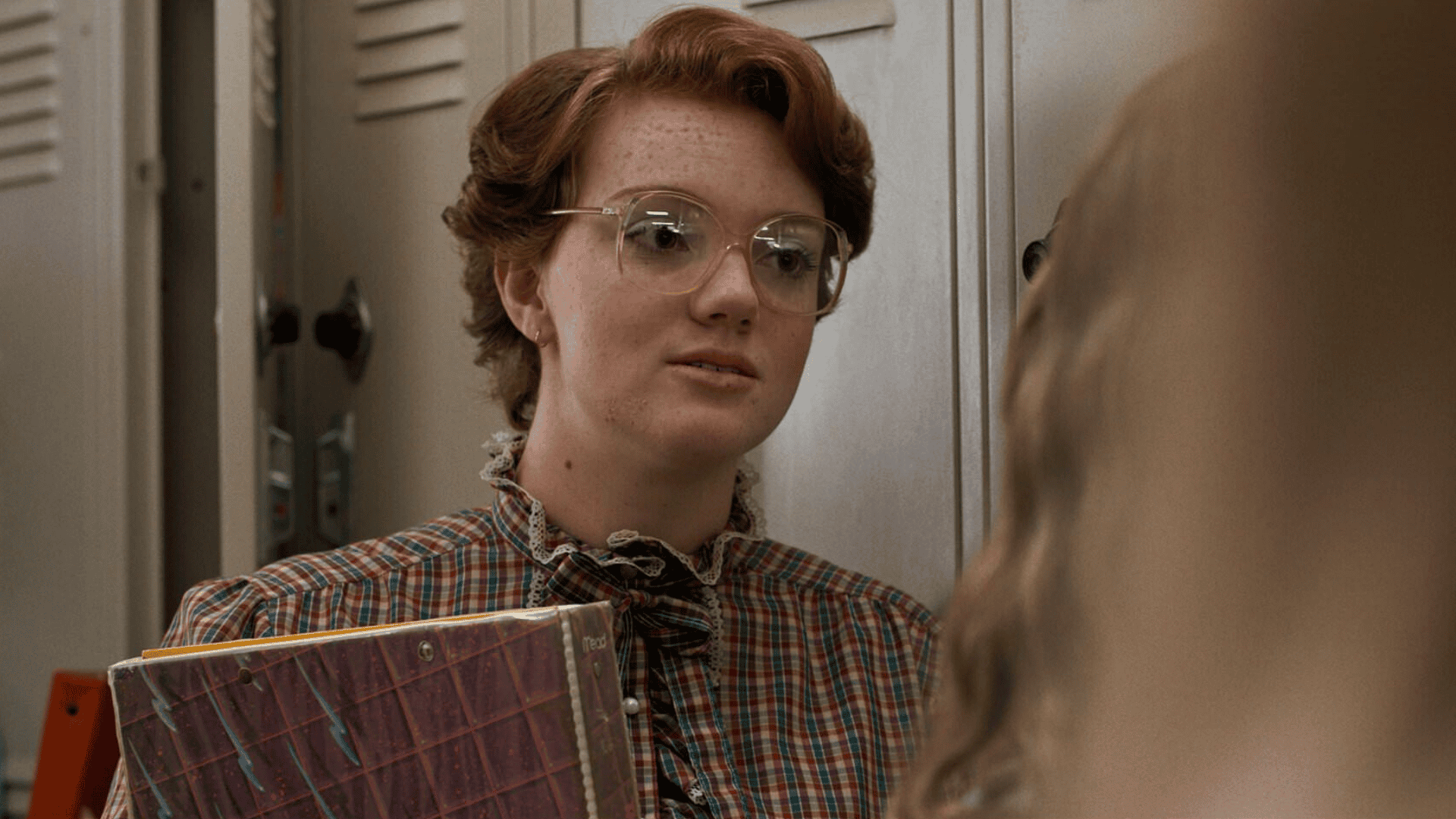Justice For Barb Stranger Things - It May Be 10 Years Later, But We Still Want Justice For Barb In Stranger Things