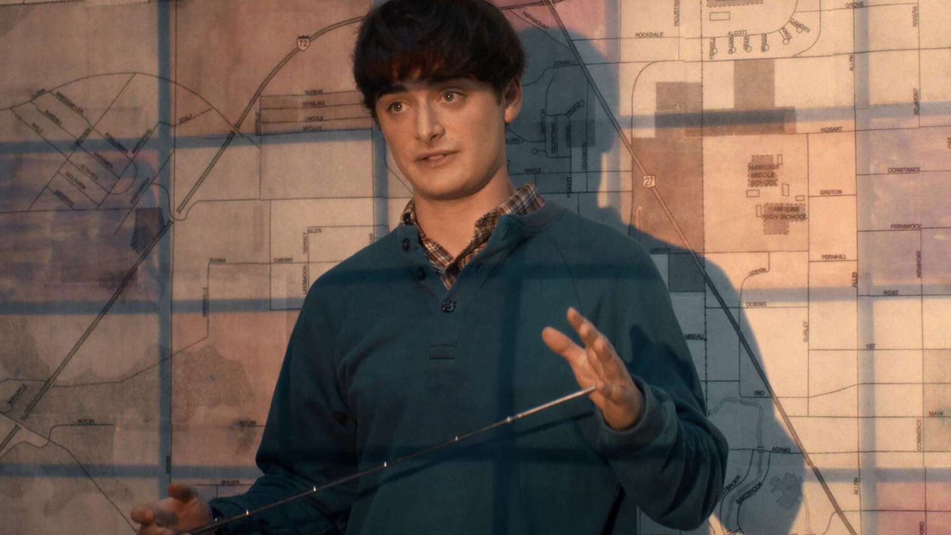 Noah Schnapp Stranger Things Promotion - Noah Schnapp Promoted To Stranger Things Regular After Whole Season About His Character