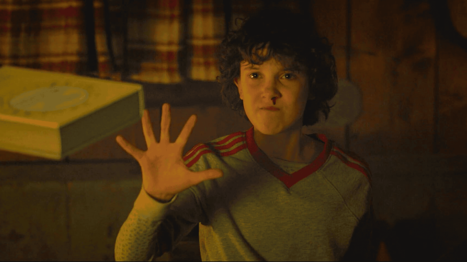 Stranger Things Millie Bobby Brown Professionalism - Stranger Things Mille Bobby Brown Praised For Professionalism As A Child Actor