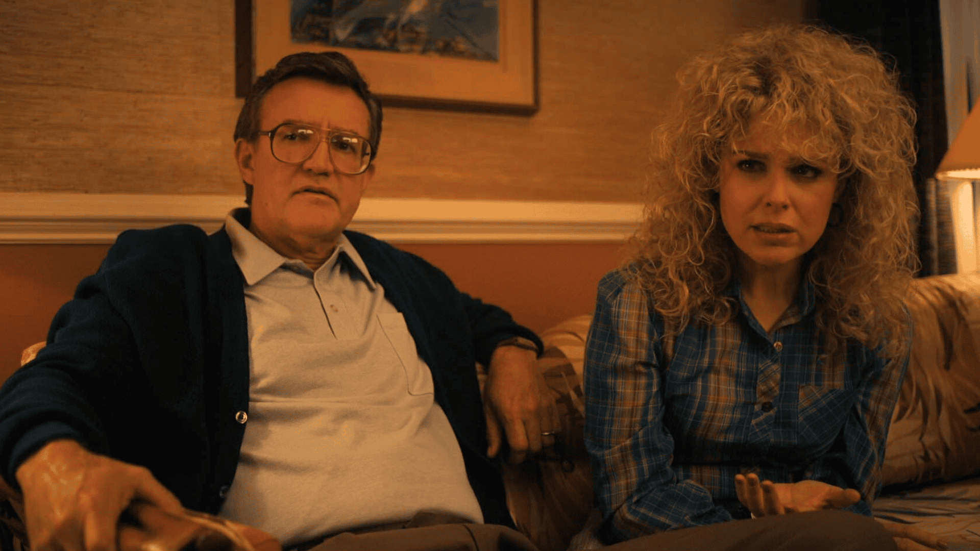 Ted Wheeler In Stranger Things - The Worst Character In Stranger Things: Nancy And Mike's Dad, Ted Wheeler
