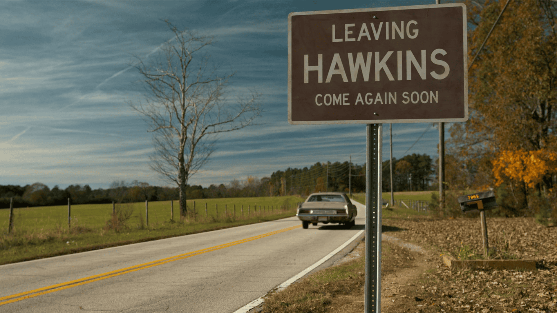 Stranger Things Hawkins Town - Why Setting Stranger Things In A Fictional Town Was The Right Choice